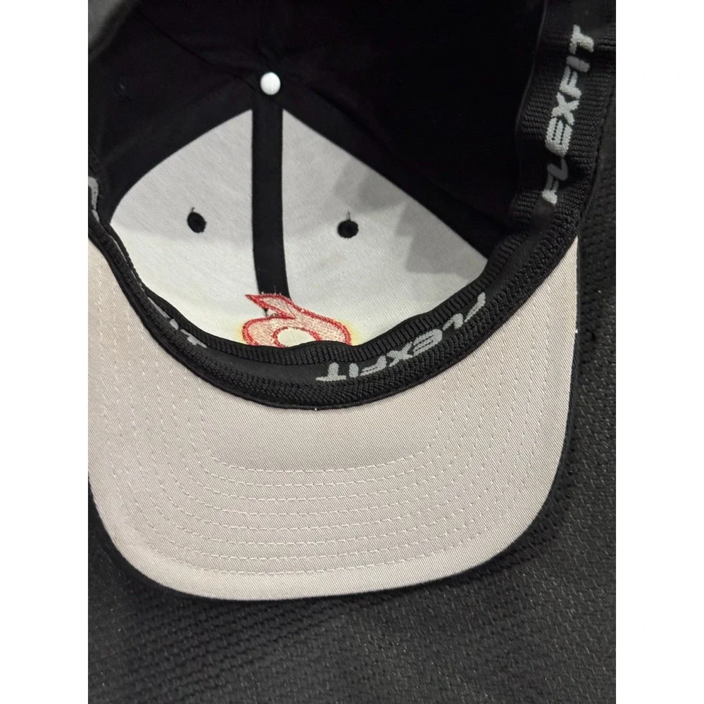 The Game Baseball Cap Men's One Size Black 6 Logo Classic Flexfit Stretch Hat